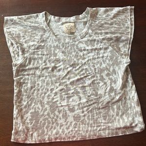 Tan and off white top